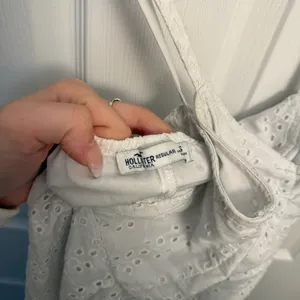 Hollister White Eyelet Tie Back Mini Dress thumbnail 4