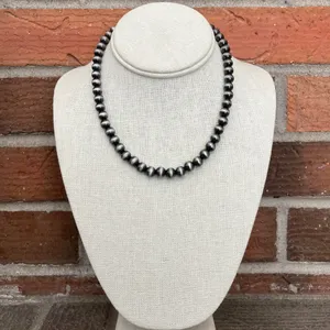 8mm Navajo Style Pearl Necklace thumbnail 2