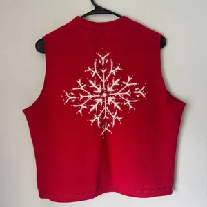 Vintage 100% Boiled Wool Red Embroidery Snowflake Vest Size L thumbnail 2