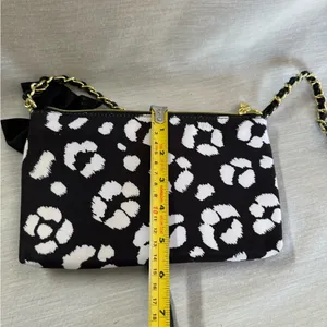Betsey Johnson Black and White Shoulder Bag thumbnail 9