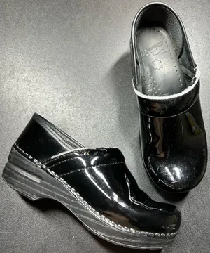 Dansko Women’s Size 36 Xp 2.0 Wedge Slip On Black Patent Leather Casual Clogs thumbnail 1