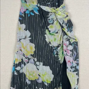 Rococo Sand Aita Halter Maxi Dress NWT
Size: Medium Black thumbnail 3