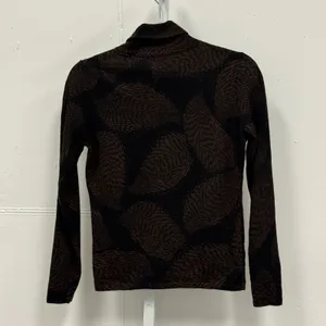 Vintage Belford Women's Extrafine Merino Wool Turtleneck Sweater Leaf Print‎ thumbnail 2