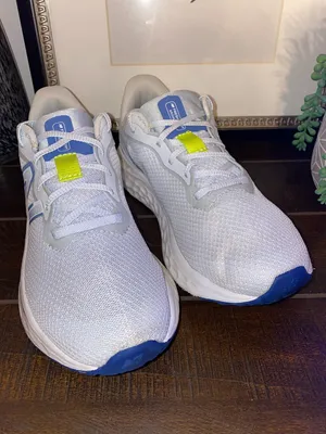 New Balance Fresh Foam Arishi 4 Women's Running Sneakers Size 9 thumbnail 5