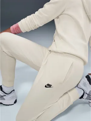 Nike Sportswear Club Fleece Mid-Rise Joggers NWT Sail/Black Medium thumbnail 2