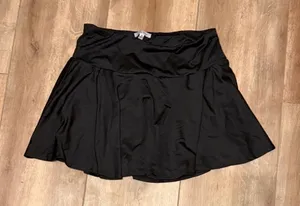 White Birch Black Yoga Skort Women’s Size Medium Super Soft Stretch Elastic thumbnail 1