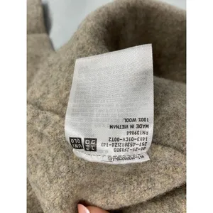 Uniqlo U Womens Turtleneck Sweater Oatmeal Beige 100% Wool Medium thumbnail 4