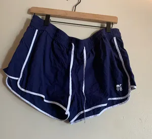 Vineyard Vines Navy Athletic Shorts with White Trim Women Size Large Shorts thumbnail 1