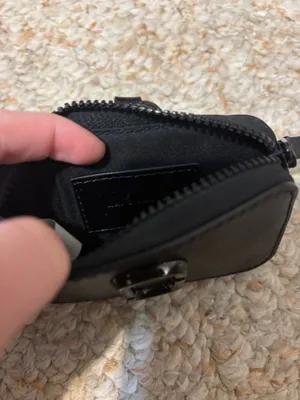 marc jacob’s wallet thumbnail 2