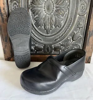 Dansko XP 2.0 Womens‎ 40 EU (9.5/10 US) Black Leather Professional Nurse Shoes thumbnail 1