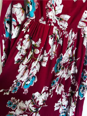 Lulus Garden Glory Wine Red Floral Print Pleated Midi Dress Size Small thumbnail 5
