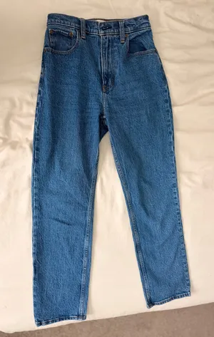Abercrombie Straight Leg Jeans thumbnail 1