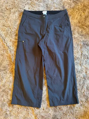 L.L. Bean Women's Comfort Trail Cropped Hiking Pants Gray / Charcoal Capris thumbnail 1