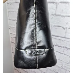Cole Haan Black Leather Shoulder Bag Tote Purse Contrast Stitch Buckle Accent thumbnail 9