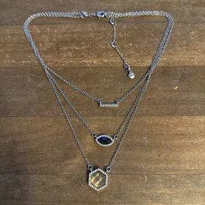 Chloe + Isabel convertible layered pendant necklace thumbnail 2
