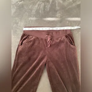 VTN Always Famous Joggers Set/ Hoodie/Sweatpants (Fitted) thumbnail 9