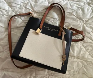 Marc Jacobs Handbag thumbnail 1