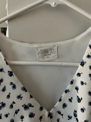 sienna sky floral maxi dress with tie size xs thumbnail 5