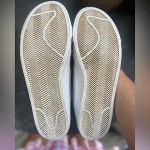 Women’s Nike Blazers ‘77 White and Pink High-Top Sneakers Vintage Classic Sz9 thumbnail 13