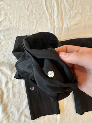 Lululemon Black Leggings Capri Women’s thumbnail 4