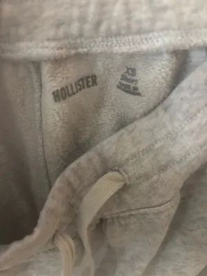 Hollister Wide-Leg Grey Sweatpants thumbnail 3