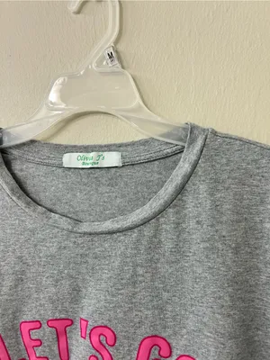 Olivia J’s Boutique LET'S GO GIRLS Gray Graphic Tee with Pink Accents Sz L thumbnail 6