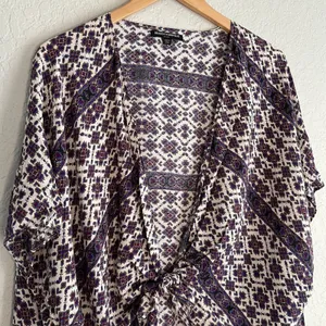 Brandy Melville Purple Aztec Wrap Shawl Front Tie Rayon Top Boho Hippie Fall thumbnail 3