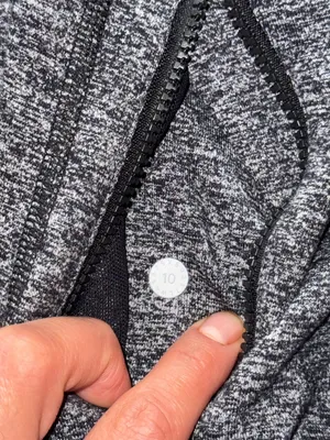 Lululemon Women’s Define‎ Jacket Heather Gray Full Zip Size 10 thumbnail 4