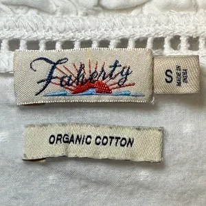 Faherty Willa Blouse White Organic Cotton Pintuck Ruffle Button Front Top Small‎ thumbnail 3