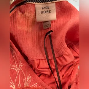 Knox Rose Coral Blouse with Ruffle Sleeves like new thumbnail 6