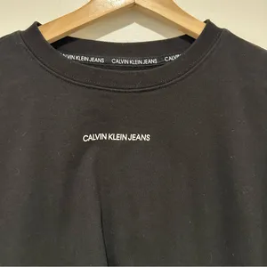 Calvin‎ Klein Black Long Sleeve Pullover Crop Sweatshirt Size XL thumbnail 3