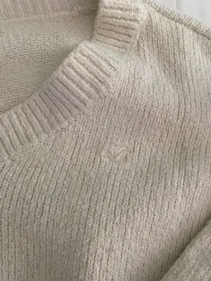 Hollister Cropped Sweater thumbnail 2