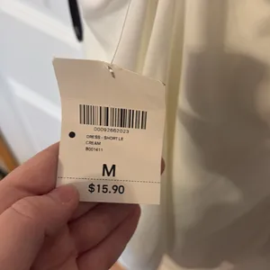 White mini dress Size M thumbnail 3