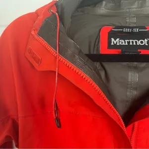 Red Orange Women's Marmot Minimalist Jacket Size XS thumbnail 9