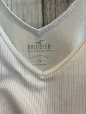 Hollister basic tank top thumbnail 2