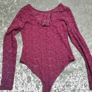 Forever 21‎ Lace Long Sleeve Bodysuit thumbnail 6