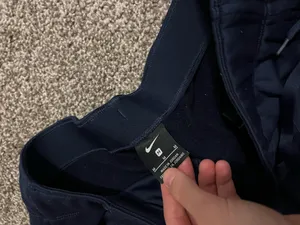 Nike sweatpants  thumbnail 2