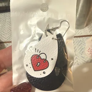 5 Pairs of Valentine’s Day Earrings- Hook- Clear Safety backs- All Sealed. NWOT thumbnail 9