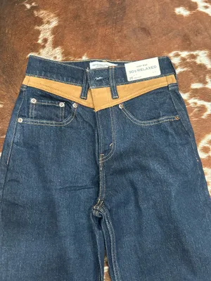 Abercrombie women’s 90’s relaxed high rise jeans 25 regular BNWT thumbnail 4