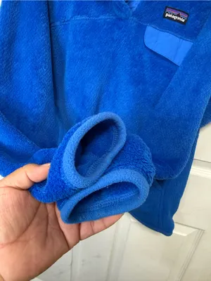 Patagonia Women’s Royal Blue Zip-Up Fleece Pullover thumbnail 5