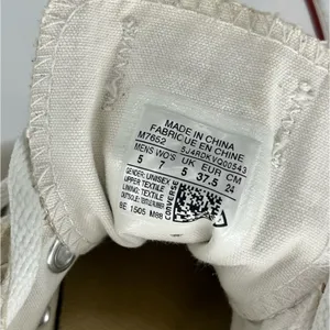 Converse‎ Chuck Taylor All Star Lace Up Sneakers Off White Size 5 thumbnail 5