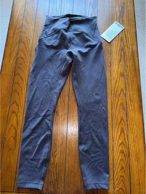 Lululemon Instill High Rise 25” Black Granite Size 6 NWT thumbnail 3