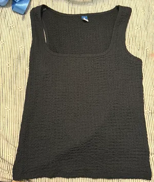 Old Navy Top thumbnail 1