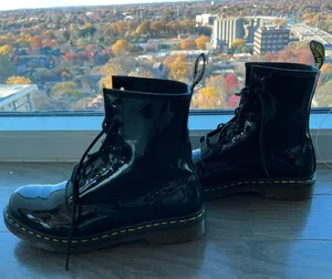 Dr. Martens Boot thumbnail 1