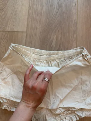 Lulus LIKE NEW Cream Tie-Waist Mini Skirt Skort thumbnail 5