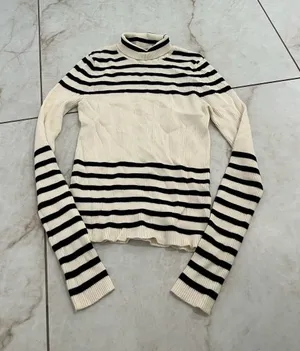 Zara Cream Striped Knit Turtleneck Sweater Size Small thumbnail 1