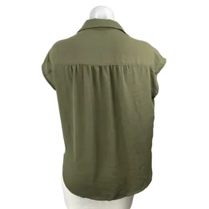 Ann Taylor LOFT Women's Green Short Sleeve Button Down Blouse Shirt Top Size XS thumbnail 4
