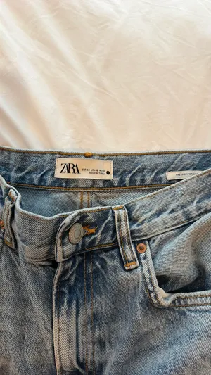 ZARA Jeans thumbnail 3