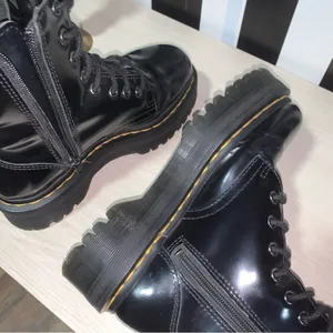 UK Dr Martens "Jadon” Platform LaceUp Leather Combat Style Boots Size 6 Woman's thumbnail 8