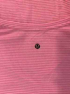 Lululemon V Neck Shirt thumbnail 4